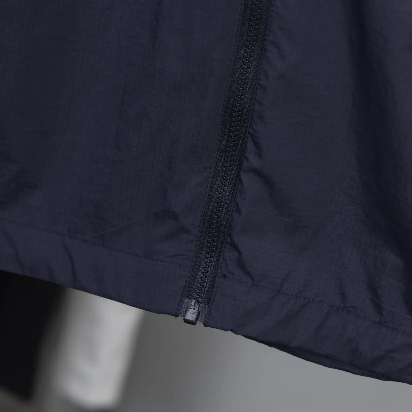 50+ ARCTERYX SQUAMISH Same Style HOODY Breathable 25 Series Breathable ！ Same Style ！ New Arrival， ！Premium Quality ！ ， ， ， 99% Breathable 、 ， ！ 、 。 Windwall 、 、 、 、 … 、 、 、 … 、 ， 、 … 、 ！ 、 … ！ ： Black